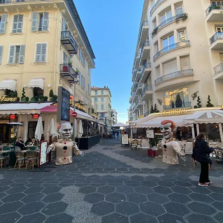Apartment Heart Of The Center Superb Flat 50 Meters From The Sea *